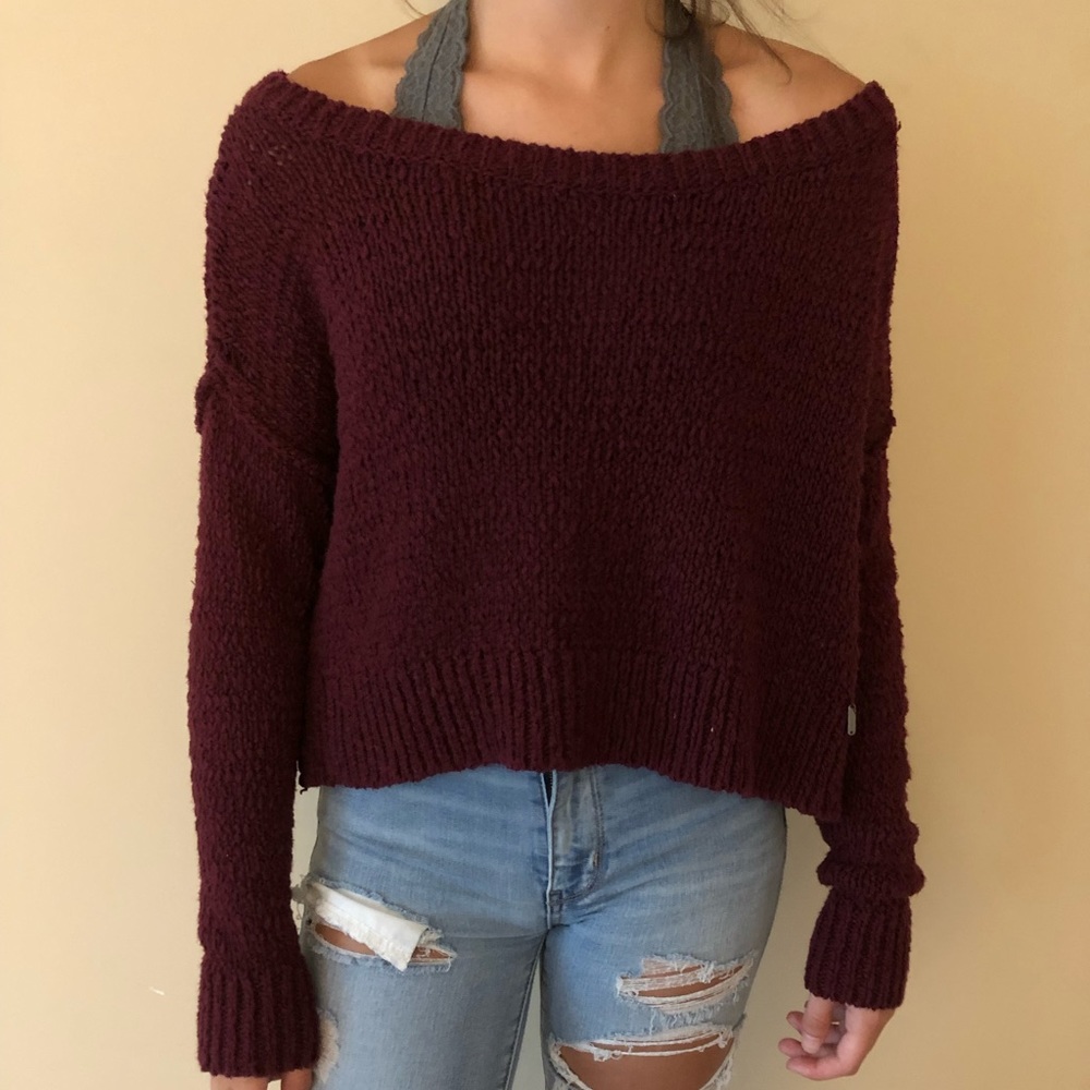 Hollister off the shoulder maroon sweater